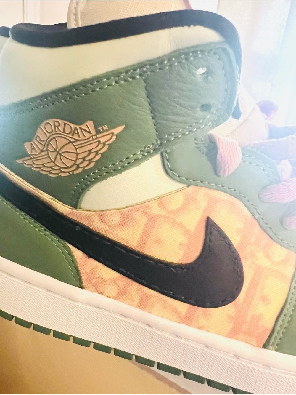 Rare Air Jordan 1 Mid SE Dutch Green Pink Christian Dior Sneakers 8 - Picture 4 of 6